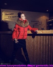 Moncler утка вниз куртка с воротником из меха лисы