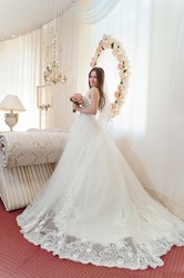 Продам итальянское шикарное свадебное платье